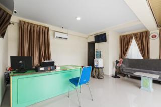 Urbanview Hotel MD Residence - 7