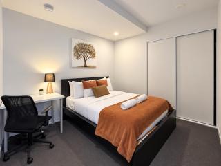 Fantastic view 2BR1BA in Mel CBD WIFI Balcony - 5