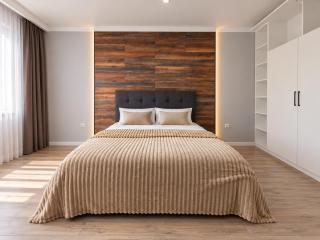 Spacious 3-Room Apt in Almaty Center 2 Beds - 0
