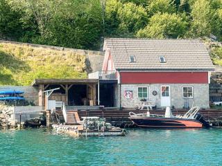 4 star holiday home in Urangsvåg - 8