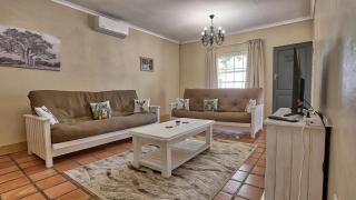 Springbok Cottage - 2