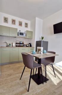 B&B Carloni 5 - 9
