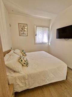 B&B Carloni 5 - 3
