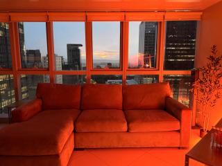 Executive 1BR with Balcony near Malls and Clubs in BGC - 4
