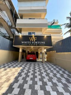 White Fortune Suites - 0