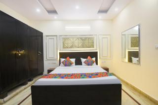 FabHotel Golden Key - 7