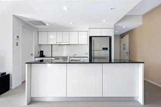 Stunning 2 Bed Apartment in Sierra Grand - CoastHM - 2