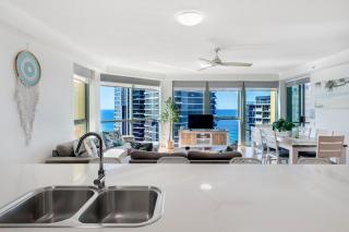 Spacious Family Apt - Waterslides & Ocean Views! - CoastHM - 2