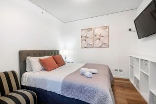 Sierra Grand Spacious 3 Bedroom Apartment - CoastHM - 3