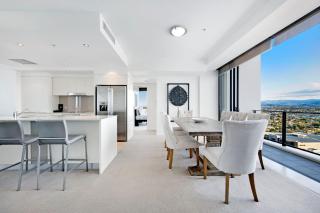 Private Rooftop Spa Penthouse apartment - Sierra Grand - CoastHM - 1