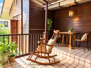 Private 2 Store 2BR Thai House in Wat Ket Chiang Mai - 4