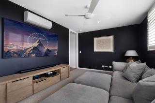 Luxury Tri-Level Duplex in Mermaid Beach - CoastHM - 6