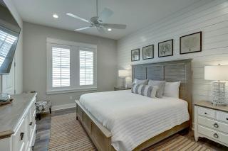 226 Sunset Avenue by Palmilla Beach Resort - 1