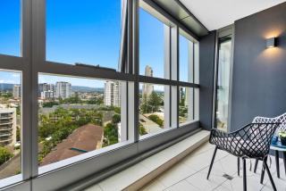 Luxury One Bedroom Apartment - CoastHM - 5