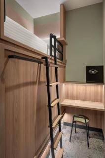 The OTHR - Capsule Hotel at Orchard - 5
