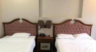Dreams Hotel - 2