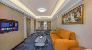Vienna Classic Hotel Qingyuan Taihe Ancient Cave Scenic Area - 1
