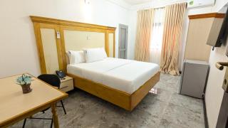 Hotel Donzebe - 1
