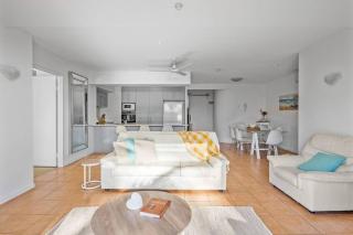 The Rocks Resort Unit 2i - 6
