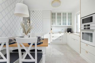 Przestronny Apartament z Parkingiem w Gdańsku by Renters Prestige - 6