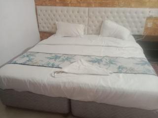 Hotel buddha crown - 3