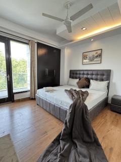 Fortune Home Service Apartment 3Bhk,J-215 Saket - 3
