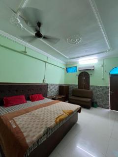 Hotel Krishna - 8