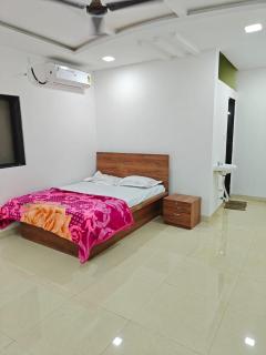 ll EMPYREAN STAY ll THE CHARLIE ll 4BHK ll AC ll PRIVATE POOL ll BACHELORS FRIENDLY ll - 6