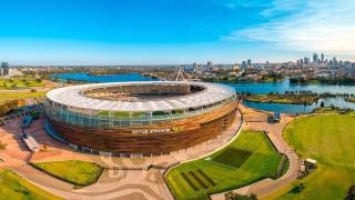 OPTUS Stadium 2BR CBD Apartment with FREE Parking - 5