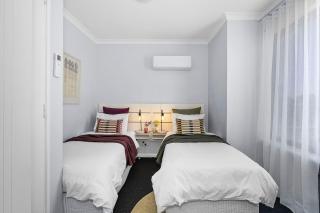 OPTUS Stadium 2BR CBD Apartment with FREE Parking - 1