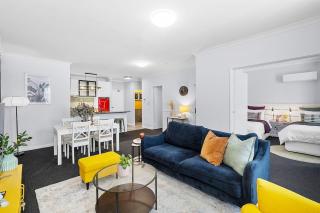 OPTUS Stadium 2BR CBD Apartment with FREE Parking - 2