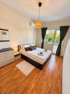 Garden View Apartment Varna Center - 3