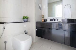 Frank Porter - Damac Ghalia - 1