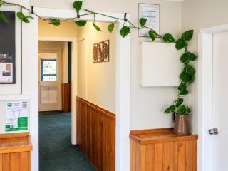 Glowworm Lodge - 1