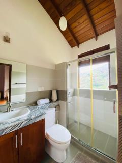 Wyilder Lake's Villa - 4