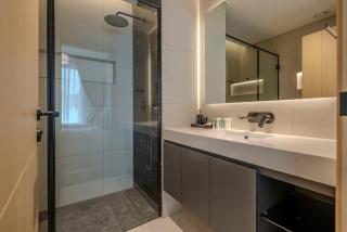 Hot Spot 2BR w Pool Sauna Opp Circle Mall - 3
