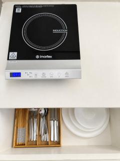 Avida Towers Riala by Uri Stays - 1