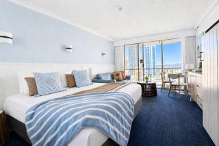 L13 Ocean View King Suite - 9