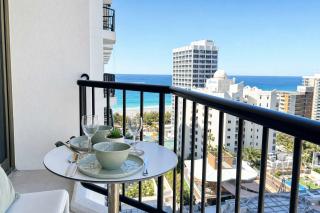 L13 Ocean View King Suite - 1