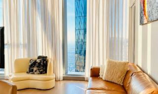 Skyline Executive 2BR Suite Level 66 Corporate-Ready Next to Ritz - 8