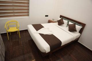 Golden Aura Palace Backwater View Homestay - 4