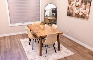 Hebron Place- Elegant 3-Bedroom Stay for 6 - 5