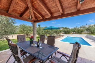 Villa Viktoria near Poreč for 6 people with play room & private pool - 8