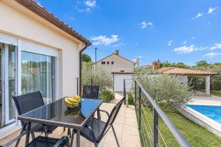 Villa Viktoria near Poreč for 6 people with play room & private pool - 4