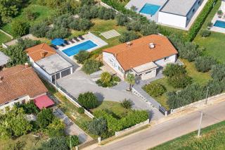 Villa Viktoria near Poreč for 6 people with play room & private pool - 2