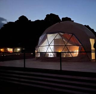 Luxurious Lodge Retreat in Wadi Rum Private Entrance - 2