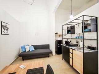 Amazing House - 3