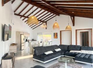 Villa spacieuse avec piscine au Gosier - Vue sur mer - 6