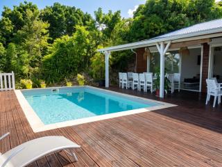 Villa spacieuse avec piscine au Gosier - Vue sur mer - 4