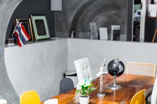 Jasaen Stylish Hotel - Godown - 4